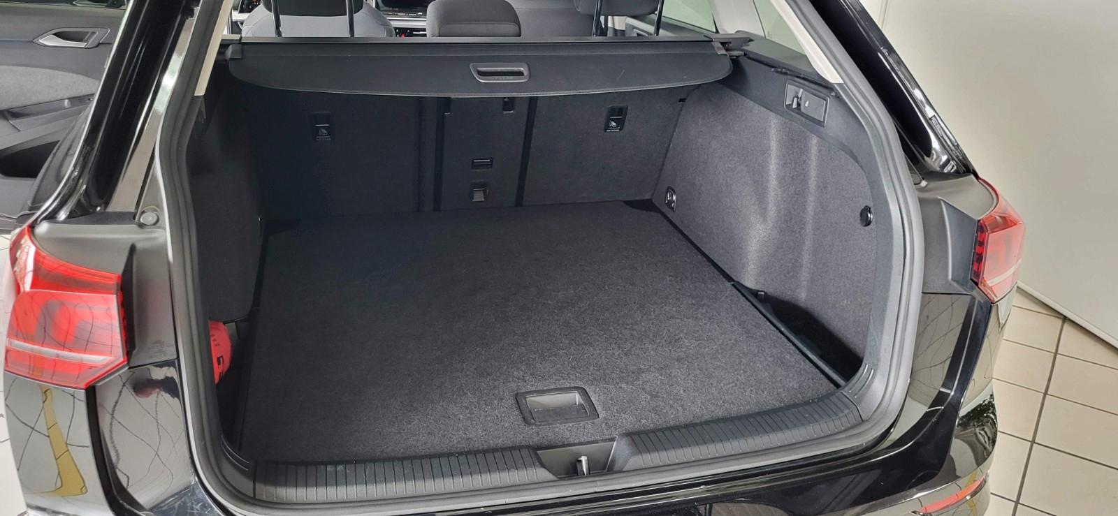 Volkswagen Golf VIII Variant / SHZ / LED / ACC / 1. Hand, миниатюра 27