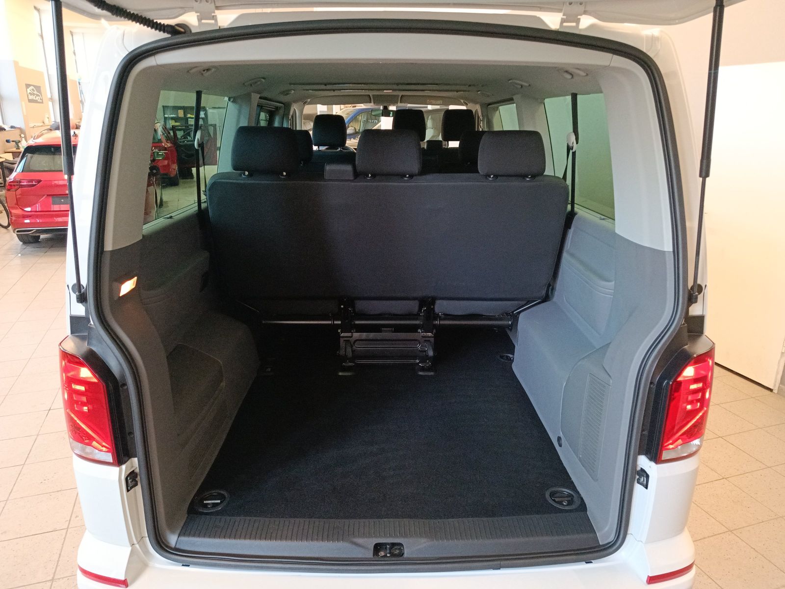 Volkswagen T6 Caravelle - Bild 18