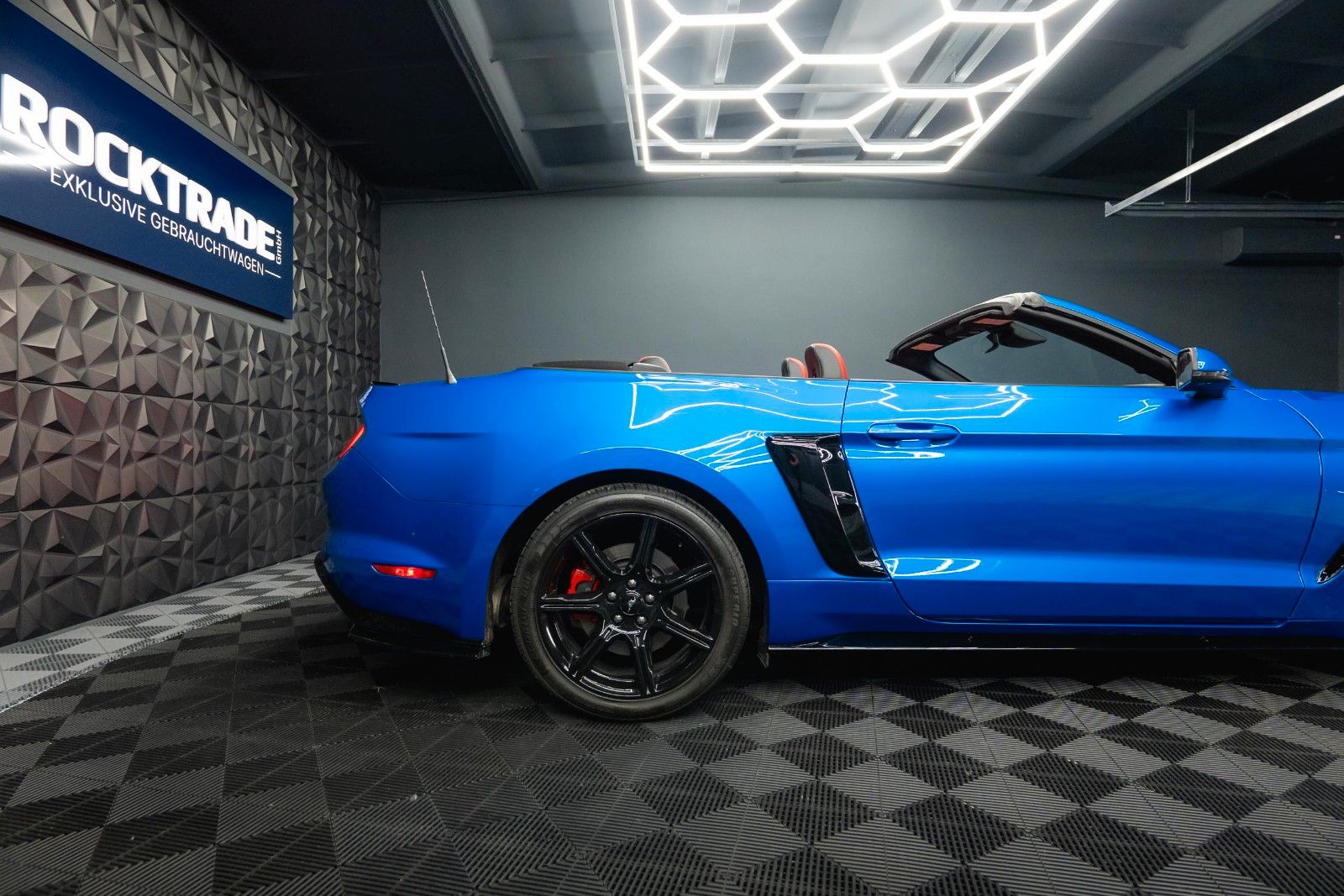 Fahrzeugabbildung Ford Mustang Shelby GT 500 5.0 V8 PREMIUM Performance