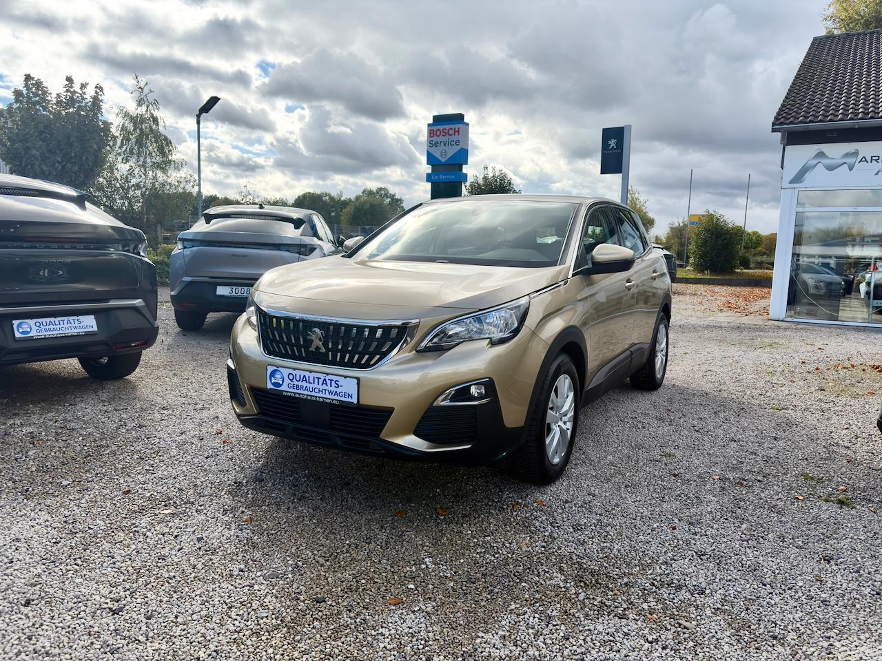 Peugeot 3008 1.2 12V e-THP / Allwetter Reifen