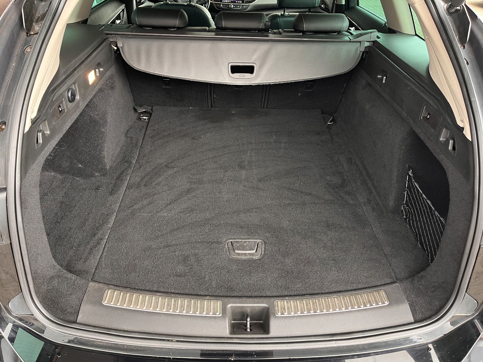 Fahrzeugabbildung Opel Insignia B Sports Tourer Innovation