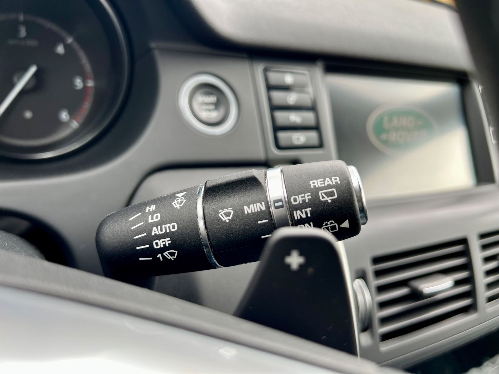 LAND ROVER Discovery Sport AWD PANO AAC SHZ NAVI