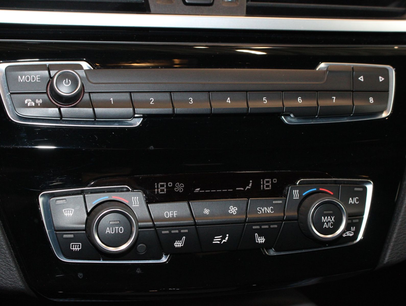Fahrzeugabbildung BMW X1 xDrive20i M Sport *1.Hand*HUD*Kamera