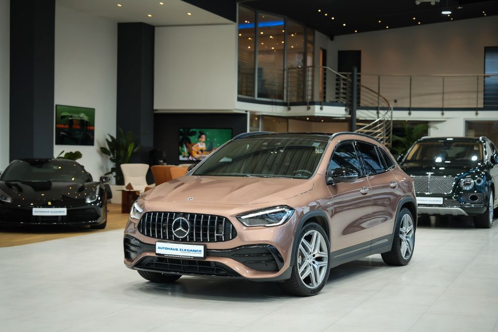 Image of Mercedes-Benz GLA 35 AMG