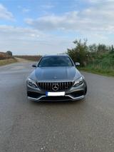 Mercedes-Benz AMG C 63 T  Mattgrau Lack Panoramadach - gebrauchte Mercedes-Benz C 63 AMG aus dem Jahr 2018