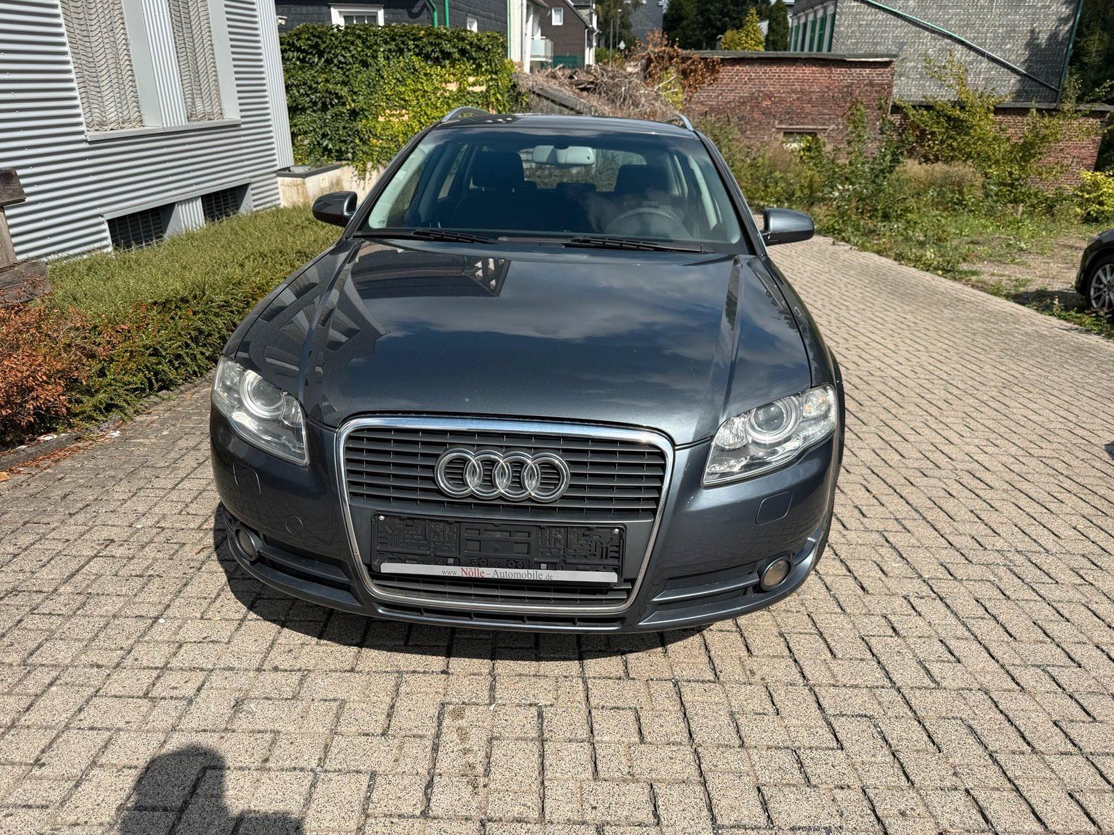 Audi A4 2006 — rear view