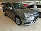 Mitsubishi Outlander 2.3 PHEV 4WD SHZ|Alu18Z.|Keyless - Mitsubishi Plug-in Hybrid Outlander aus 2020