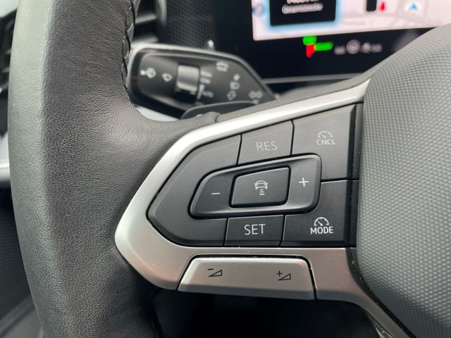 Passat 1.5 eTSI DSG Business Kamera/AHK/Navi/Key