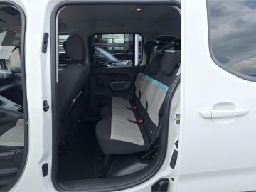 Citroën Berlingo Feel 1.5 BHDi 130 °AHK°PDC°SHZ°Tempomat