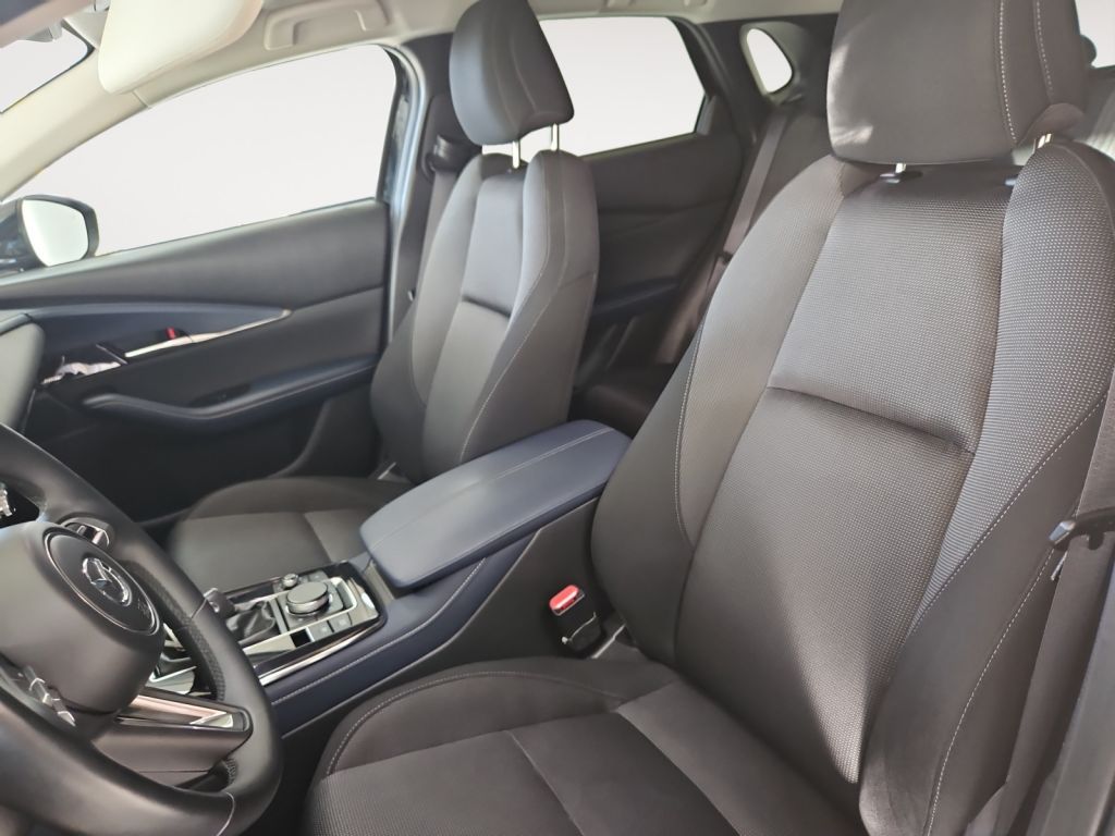 Fahrzeugabbildung Mazda CX-30 SKYACTIV-X 2.0 M-Hybrid SELECTION