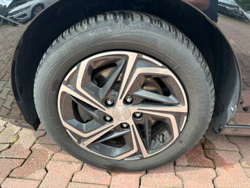 Bild 19 Hyundai i30 cw *Automatic*SitzHz*NAVI*AppleCar*