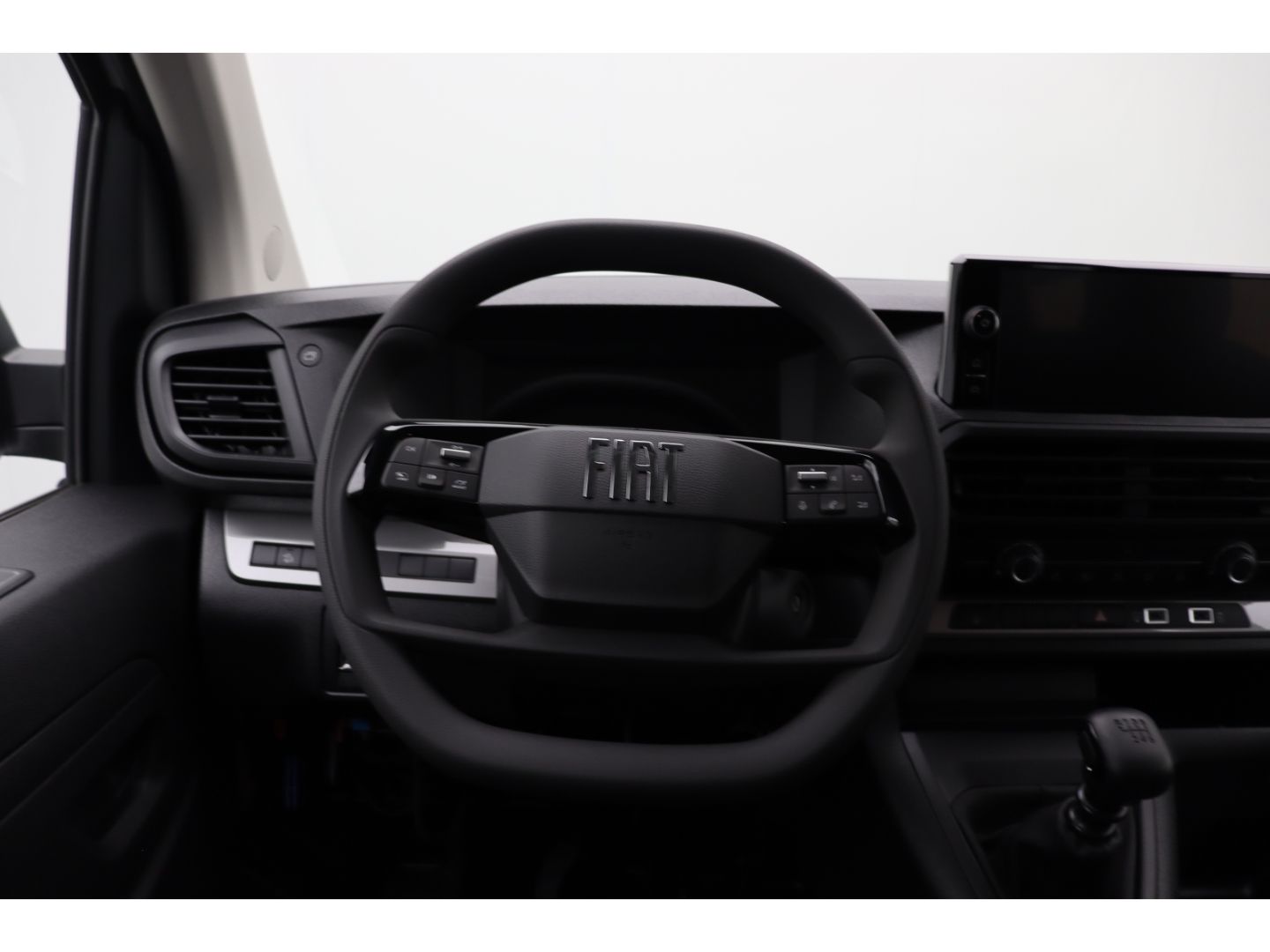 Fahrzeugabbildung Fiat Scudo L3 Flexcab Lang Digi Cockpit Navigation