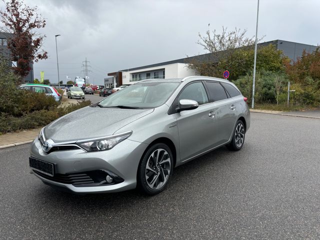 Toyota Auris Touring Sports Hybrid Design Edition