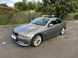 BMW 325d Coupé e92 81000km Original / Inspektion neu - graue BMW 325