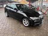 BMW 118i  1. Hand, unfallfrei - BMW: Unfall