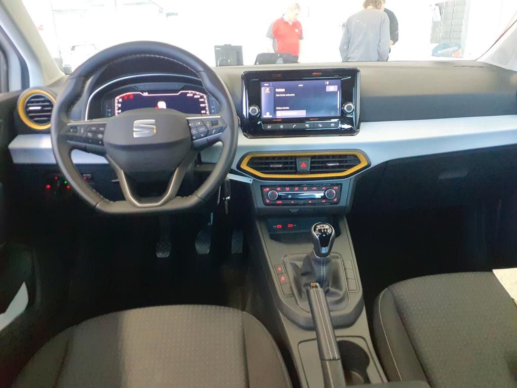 Fahrzeugabbildung SEAT Ibiza 1.0 TSI Style-VIRTUAL-LED-SHZ-APPS-KLIMAA-
