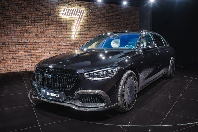 Mercedes-Benz Maybach S680 BRABUS + Burmester 4D + 4 seats