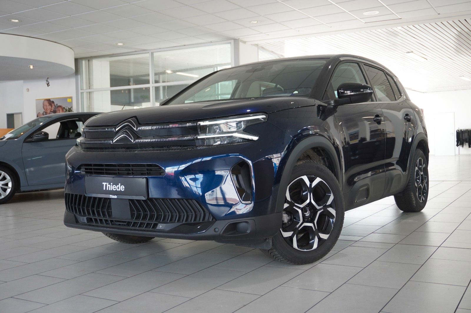 Fahrzeugabbildung Citroën C5 Aircross PLUS 145 E-DSC NAVI/LED/KAMERA/DAB+