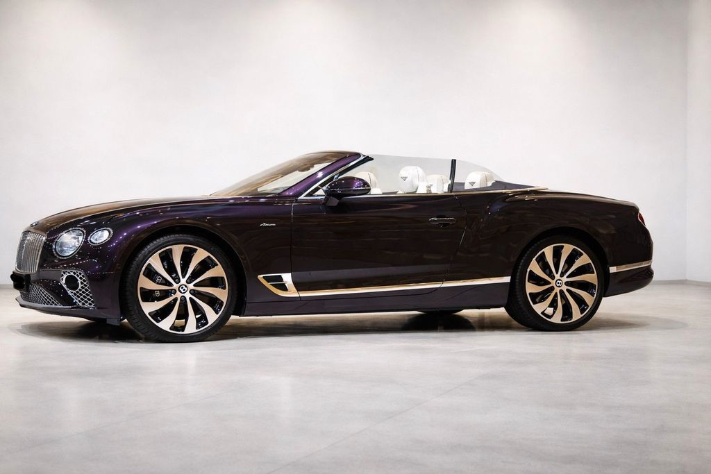 Bentley Continental GTC AZURE V8 STOCK - MY 2024