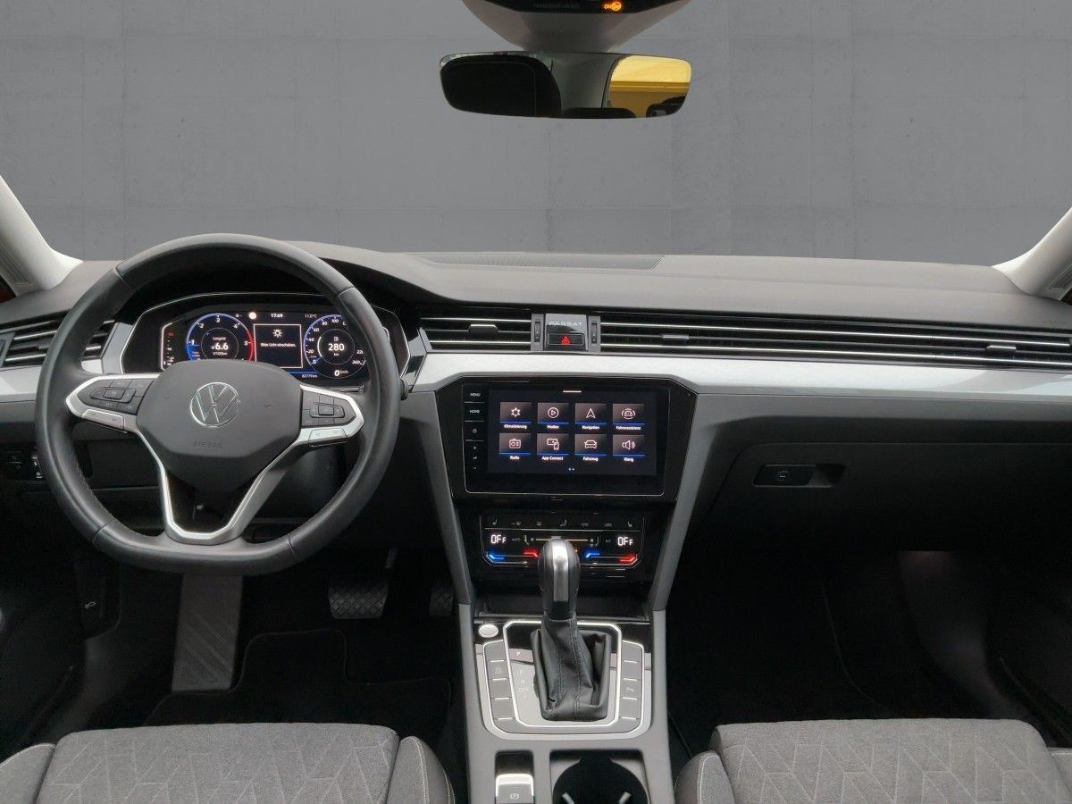 Volkswagen Passat Variant - Bild 9