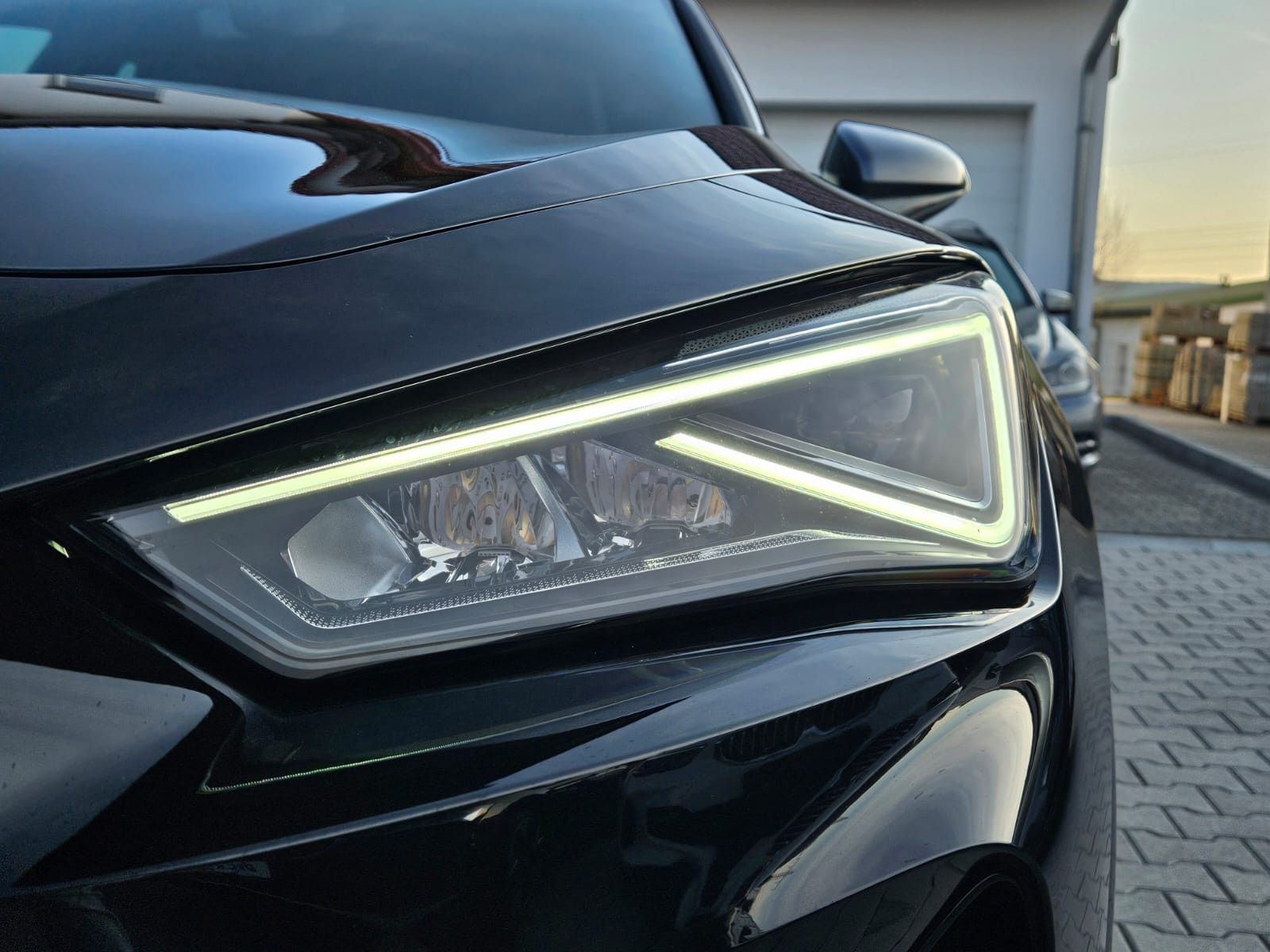 Fahrzeugabbildung CUPRA Formentor 1.5 TSIDSG ACC*DCC*LED*KAMERA*19"ALU
