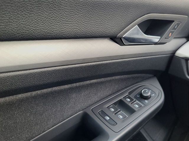 Golf VIII Variant 2.0 TDI Aut. Life AHK Climatr.