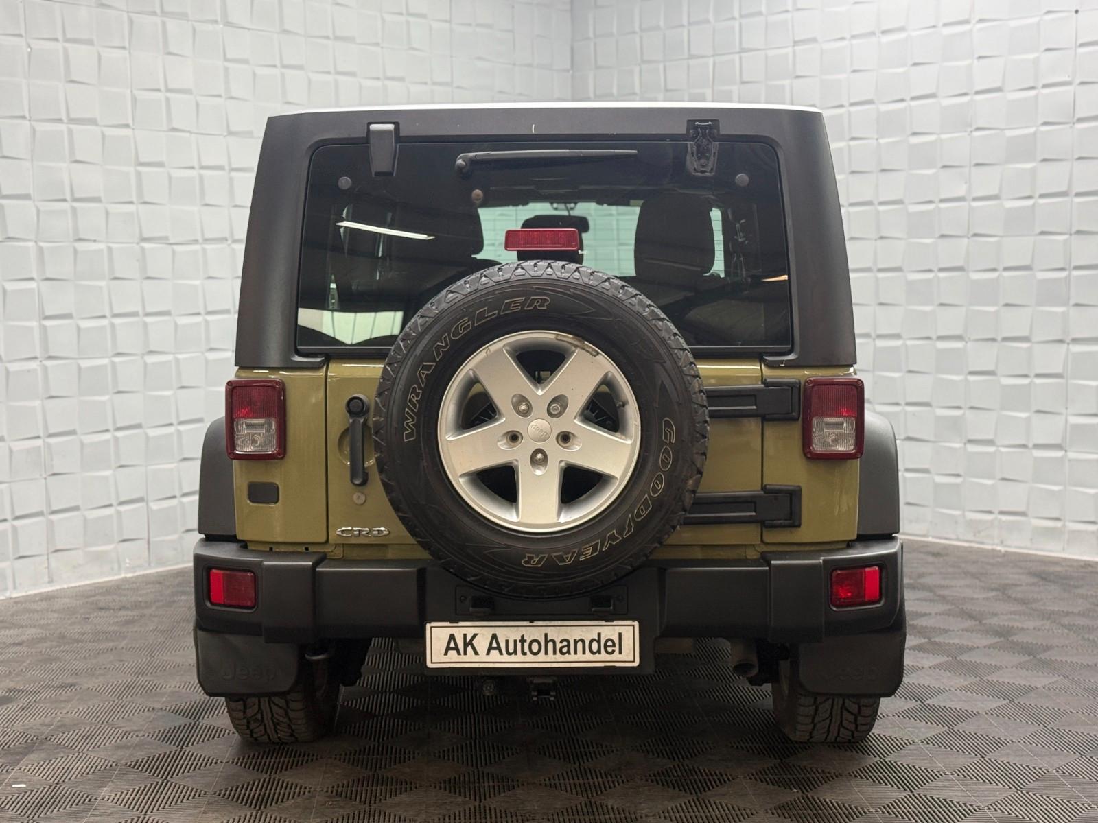 Jeep Wrangler Unlimited 2.8 CRD 200 ch 4x4 BVM / 186 877 km / Commando Green / Hard-Top