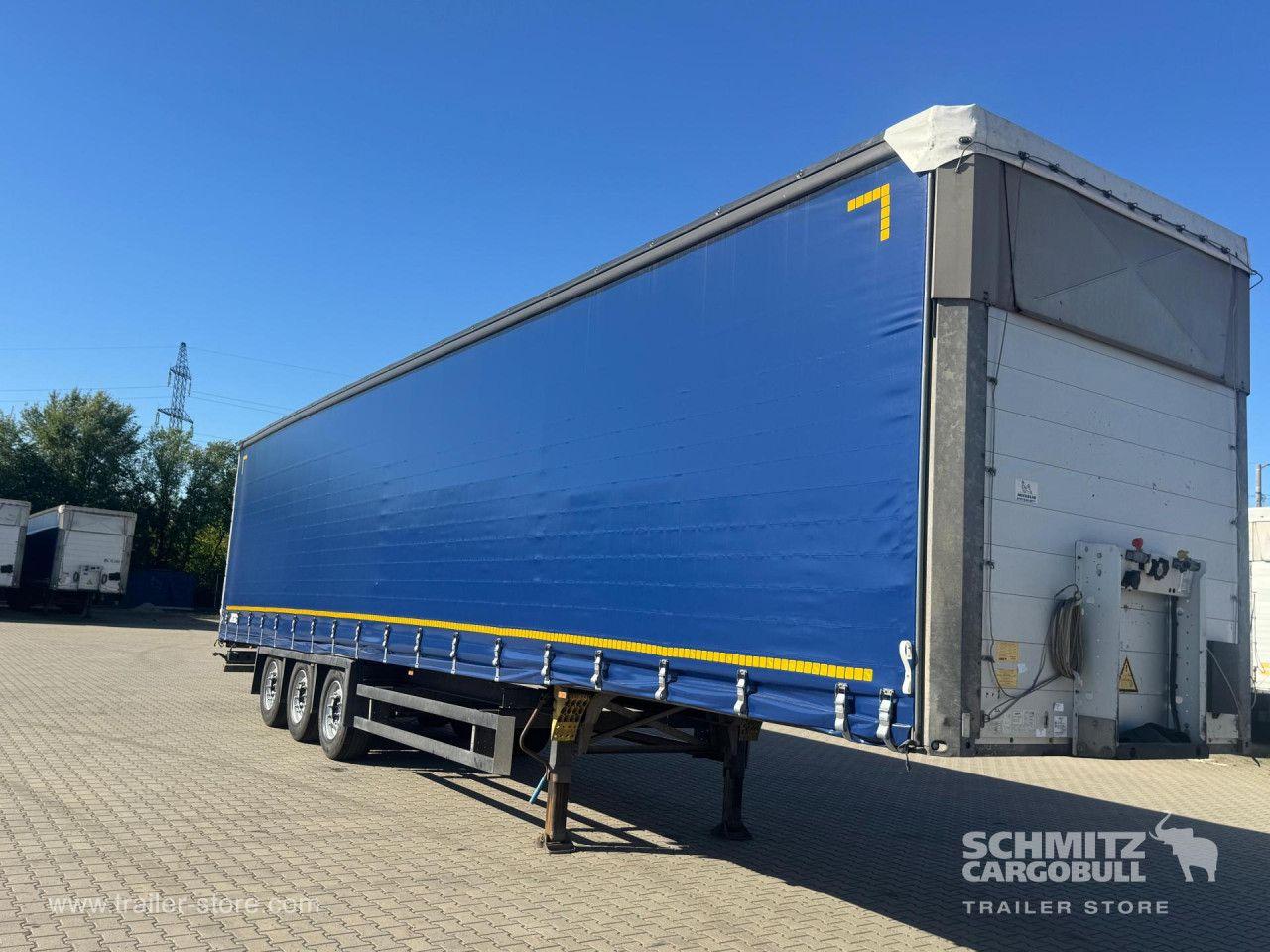 Schmitz Cargobull Curtainsider Mega