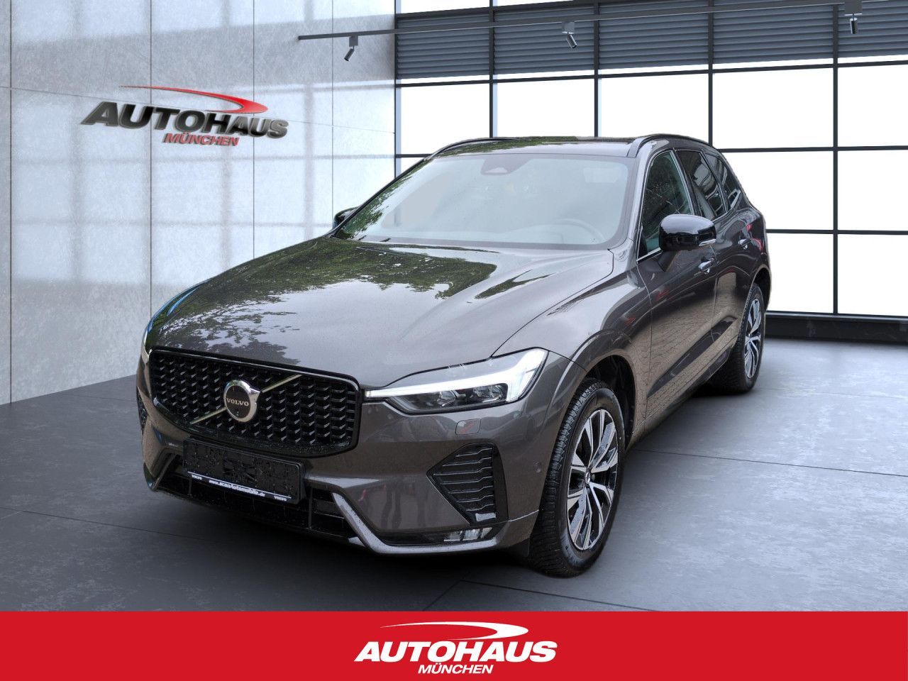 Volvo XC 60 Plus Dark AWD foto 1