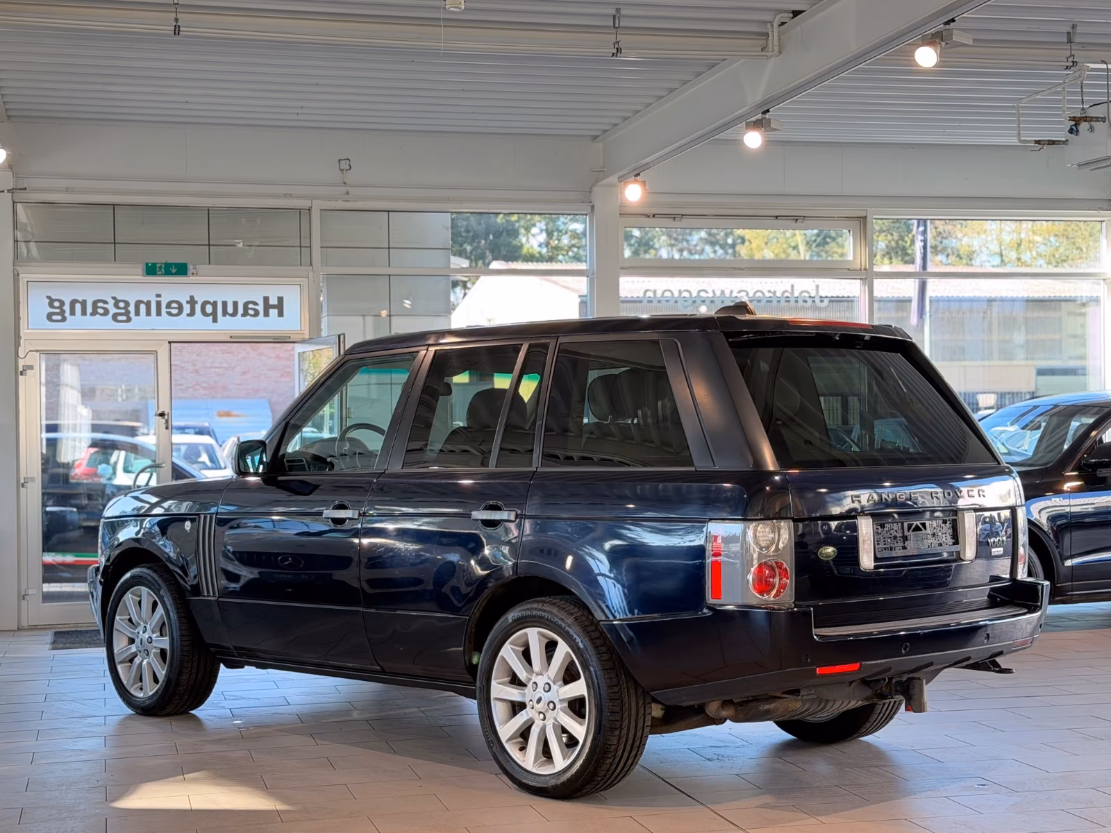 Land Rover Range Rover 3.6 TDV8 Vogue | 272 ch | BVA | GPS | Toit ouvrant | Chauffage stationnaire | Sièges chauffants et ventilés | Attelage