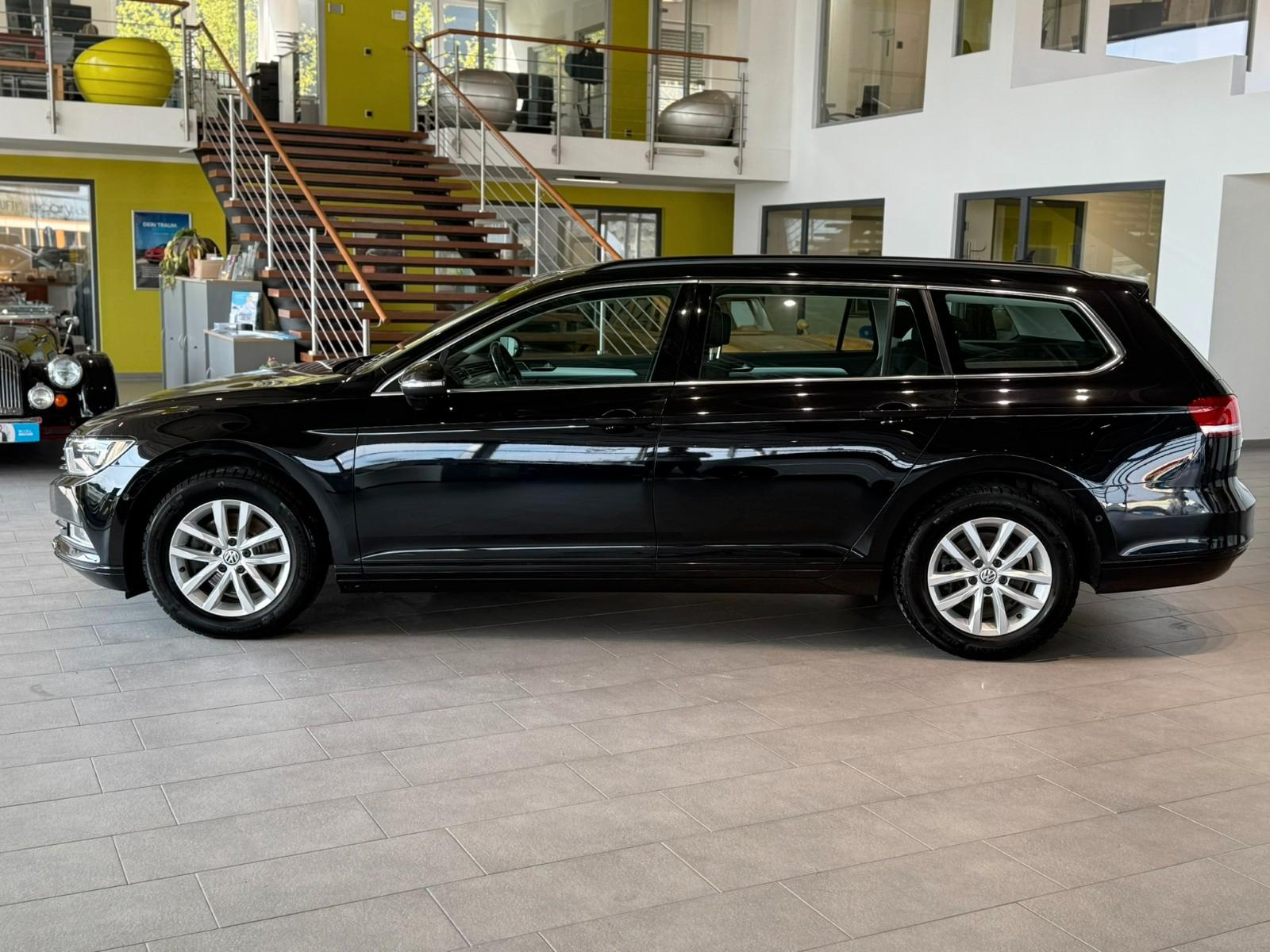 Volkswagen Comfortline Massage*Business*SHZ*RFK*ACC