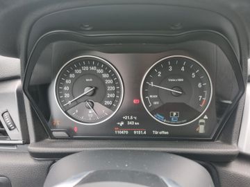 BMW 225 Active Tourer - 10