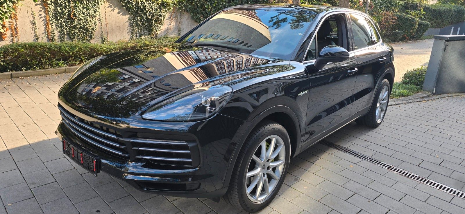 Porsche Cayenne E-Hybrid,Pano,ALU20",SiHzg,SportCron,360