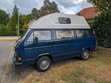 Volkswagen T3 Caravelle Wohnmobil Hochdach Oldtimer  - blaue Volkswagen T3 Caravelle
