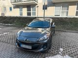 Mazda 3 1.6 Benzin 2011 BJ mit neuer TÜV - Mazda 2 in Erfurt