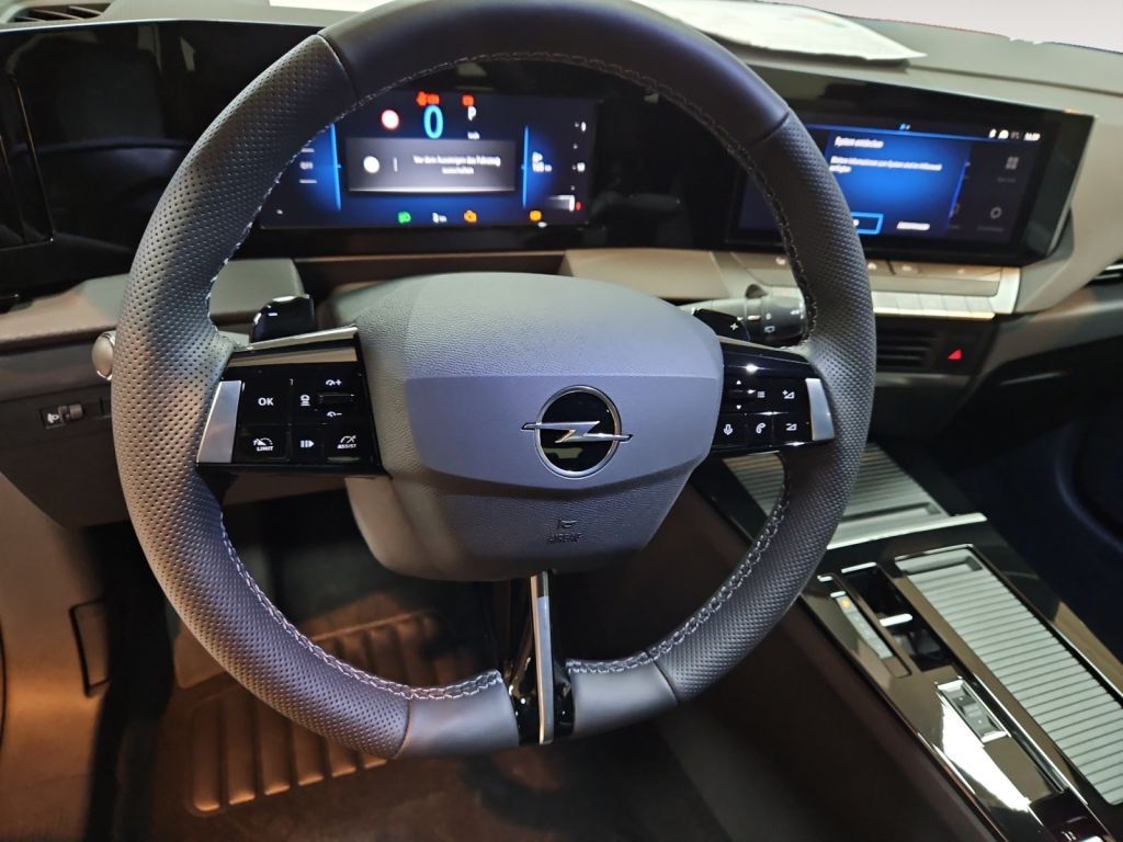 Fahrzeugabbildung Opel Astra 1.2 Turbo Hybrid 48 V Edition (L)