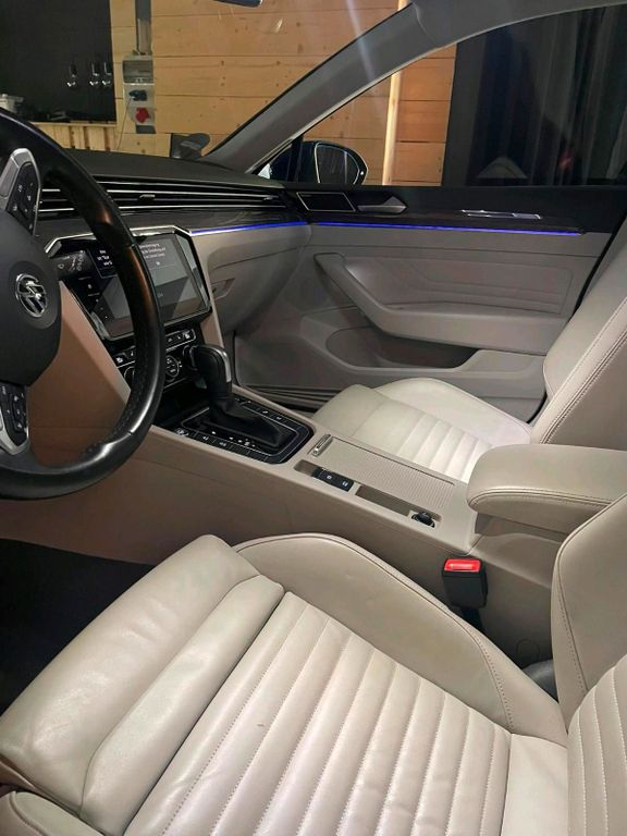 Image of Volkswagen Passat Variant