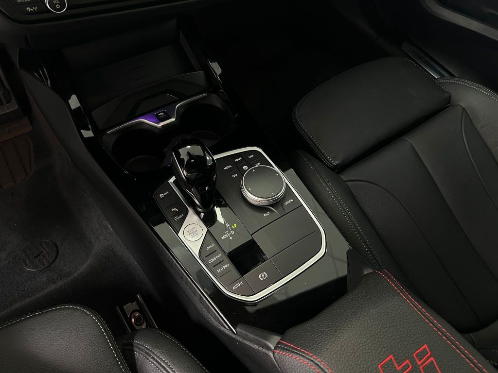 BMW 128 ti M-Sport*LEDER*LED*HUD*KEYL*MEMO*KAM*ALARM