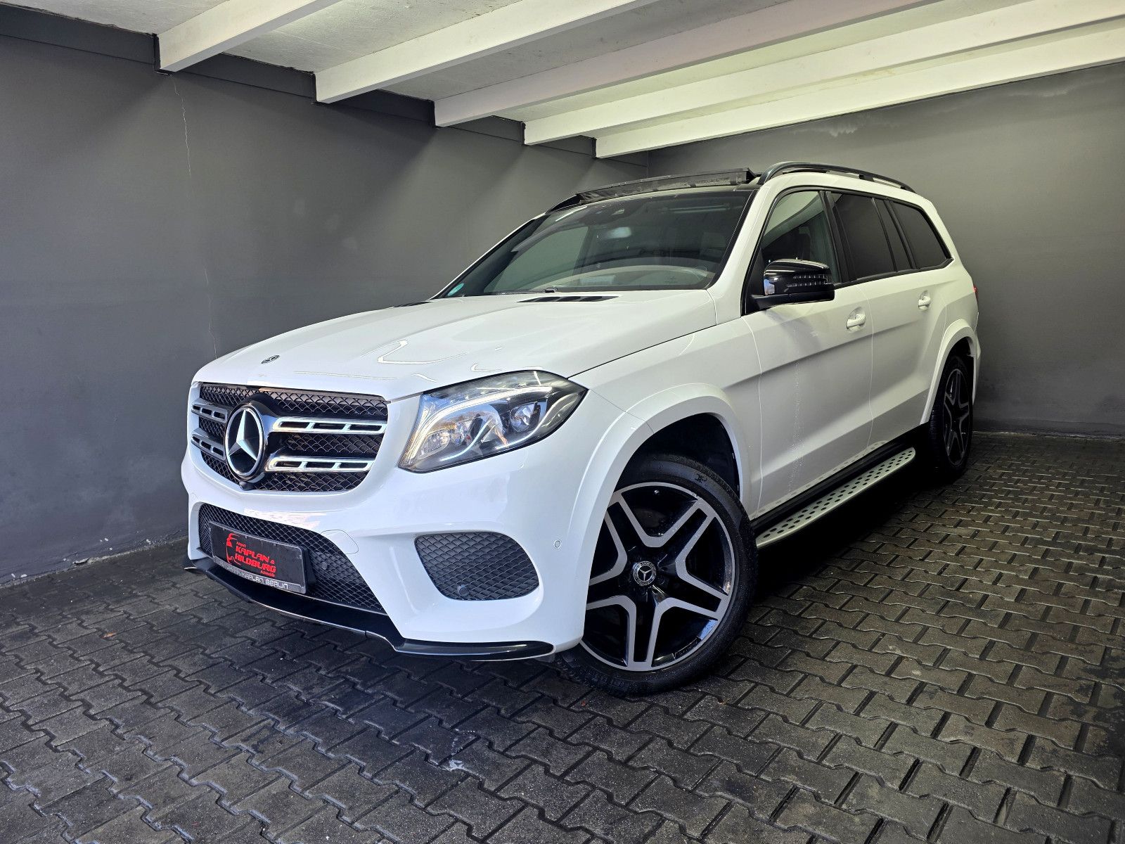MERCEDES-BENZ GLS 350 d 4M, AMG LINE, PANO, 360°,2x TV,7 SITZE