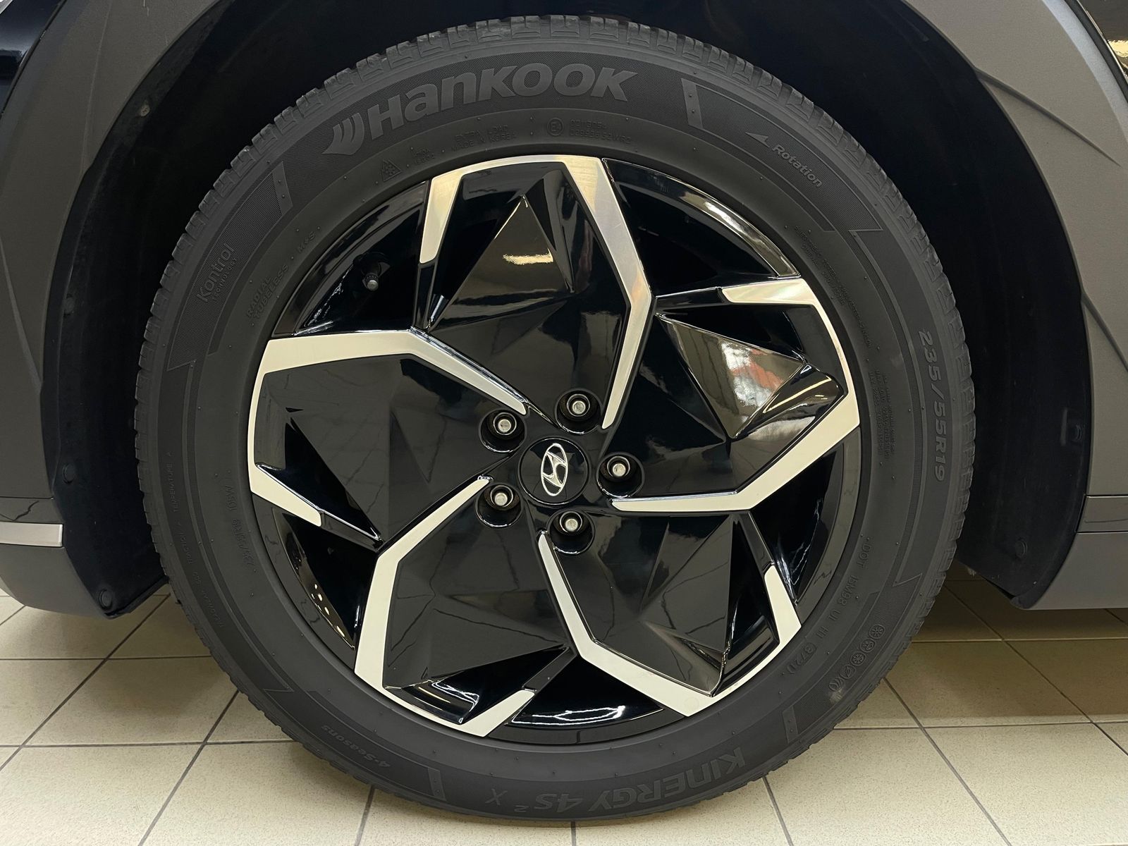 Fahrzeugabbildung Hyundai Ioniq 5 Dynamiq LED+NAVI+SITHZ+KAMERA+ACC+WP+19"