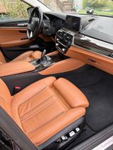 BMW 520d Luxury Line, Sthz,HUD, Schiebedach - BMW 520 von privat