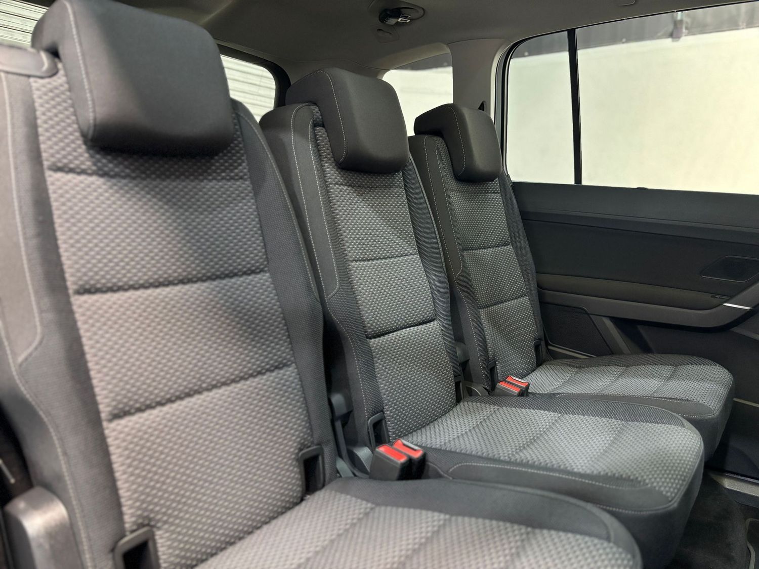 Fahrzeugabbildung Volkswagen Touran 1.5TSI 7Sitze#LED#Pano#Virtual#Kamera#ACC