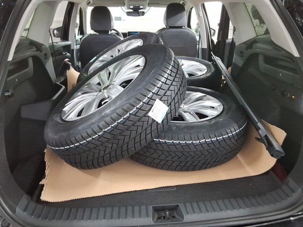 Tayron 1.5 eTSI DSG Life / Launch-Paket