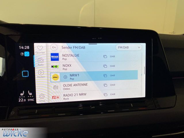 Golf VIII Variant 1.5 eTSI DSG Style NAVI KLIMA