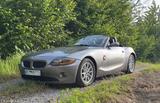 BMW Z4 2.2i*6 Zyl.*Leder*Scheckheft*TÜV*alles origi. - BMW Z4: Or