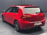 Volkswagen Golf Lim. 1.5 TSI Highline *PANORAMA*LED*NAVI* - Volkswagen Golf: Rot