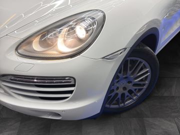 Porsche Cayenne Diesel*PANO*PDLS*PCM*XENON*LEDER*1.HAND