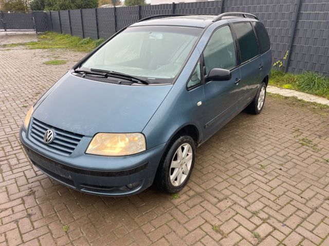 Volkswagen Sharan 1.9TDI Highline