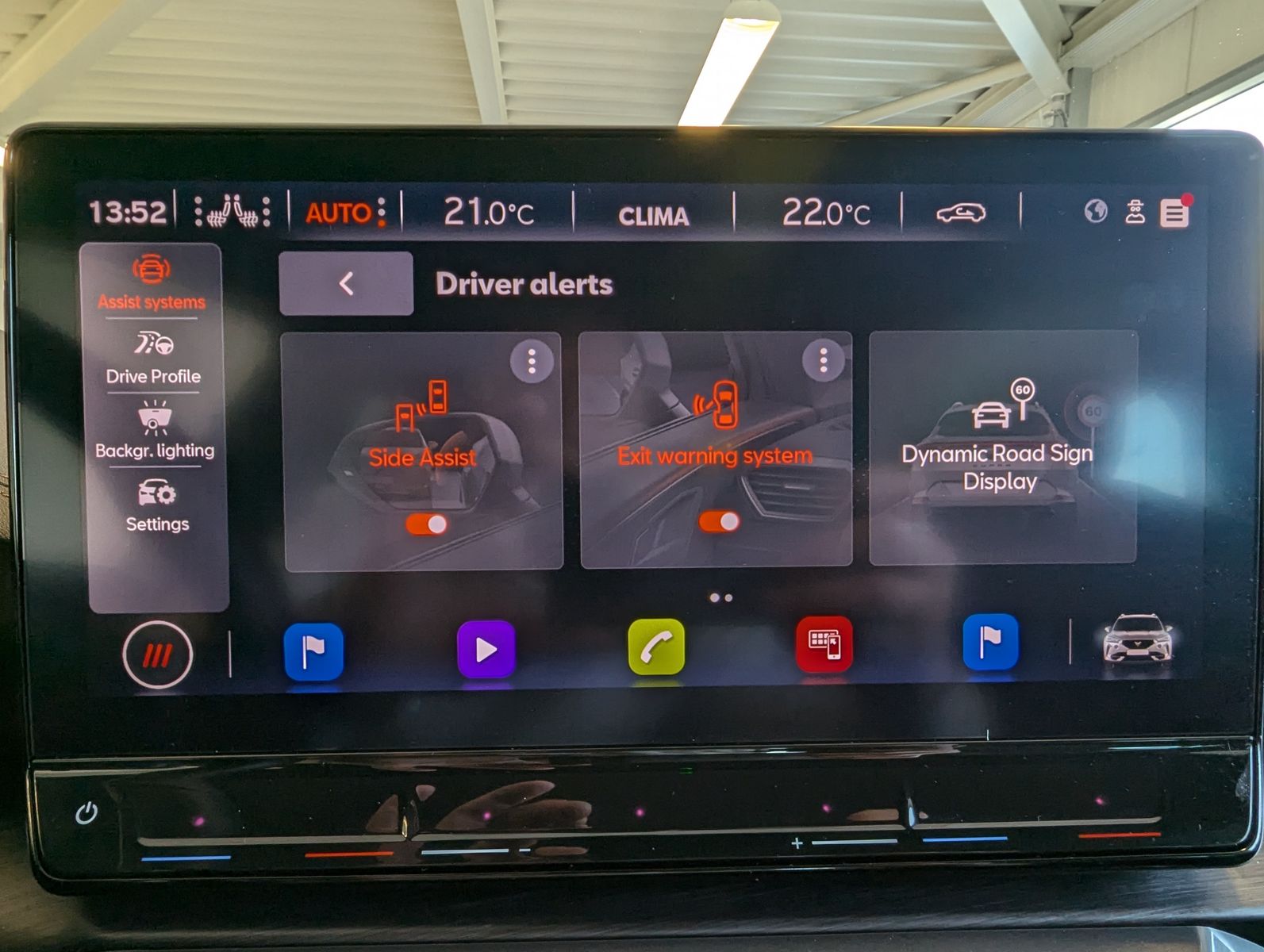 CUPRA Formentor 1.5 TSI DSG DCC Full-Link Cam Navi 19" - Image 25
