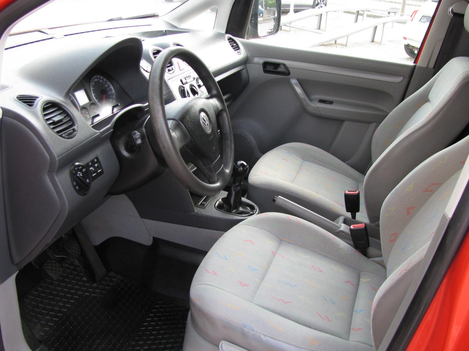 Volkswagen Caddy 2009 — photo 9